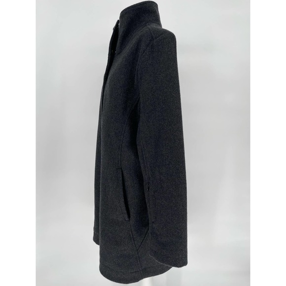 Pendleton Black Coat with Multicolor Lining - Picture 8 of 15